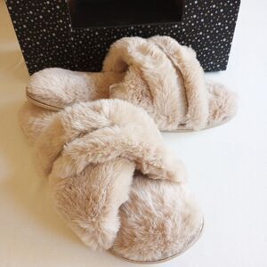 NIB Arch Support Foam Faux Fur Super Soft Crossband Slippers XL 11-12